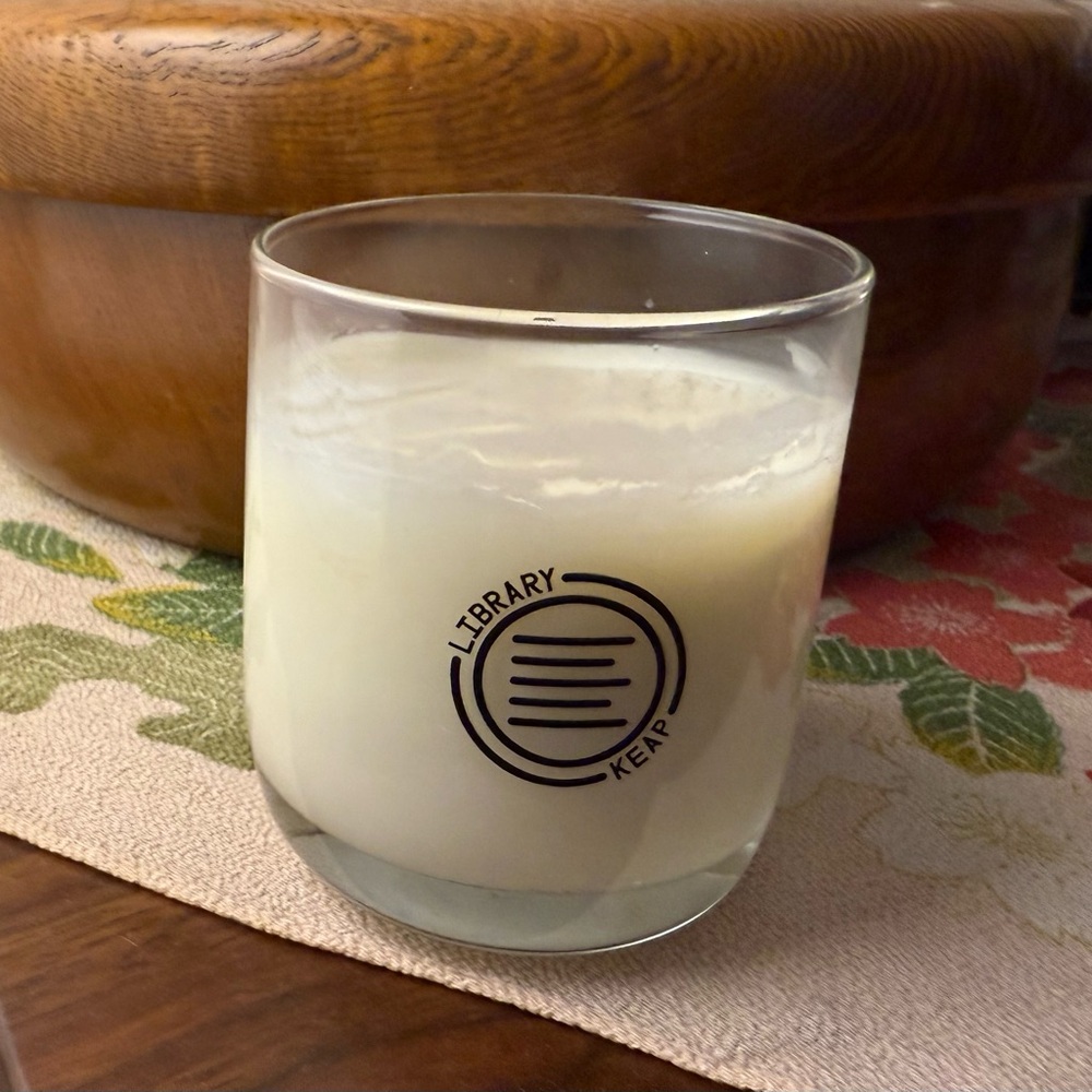 Keap BK Candle Library Scent (notes of Cedar, Beeswax, Guaicwood and Angelica)